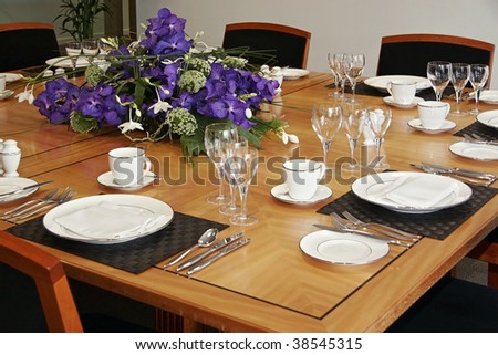 Restaurant Table Flowers