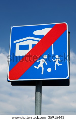 Franciacorta (Bs),Lombardy,Italy,road signs,cartel prohibition in thr game in street children