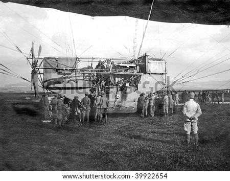 ROME - MAY 7 : Vintage photograph shows Italian airship \'M.1\' cabin and gets ready for flight at Ciampino Airport on May 7, 1918 in Rome, Italy.