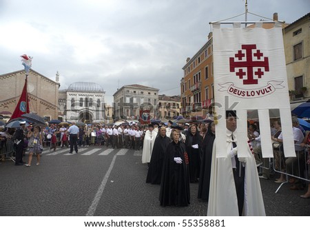 PADUA,ITALY - JUN 13:Feast of St.Anthony of Padua,a congregation of believers,The Knights Templar,participating  in the procession trough the streets of the city, June 13,2010 in Padua,Italy