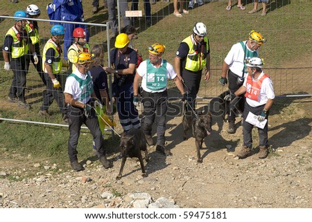 OSPITALETTO, ITALY - AUGUST 21: World Championship rescue dogs, the italian team to a test for the surface,August 21,2010 in Ospitaletto,Italy