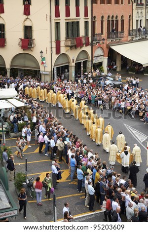 PADUA,ITALY - JUN, 13:Feast of St.Anthony of Padua,the procession of religious in procession trough the streets of the city, June 13,2011 in Padua,Italy