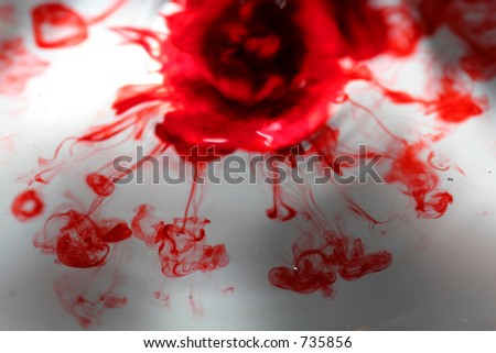 Red color in water