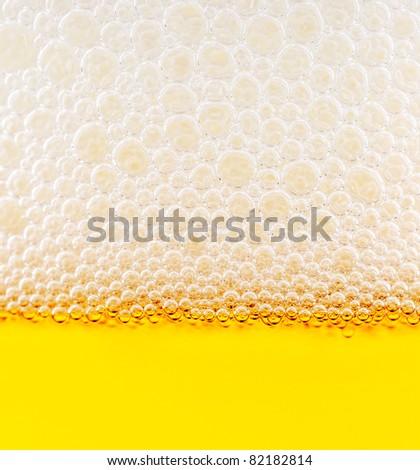 The yellow background - the detail of beer