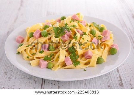 pasta with pea and ham