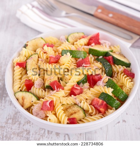 pasta cooked with vegetables