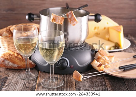 cheese fondue and wine