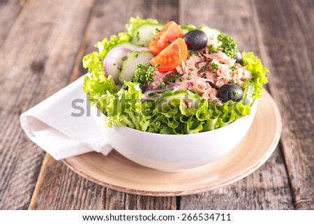 fresh salad in bowl
