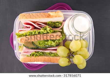lunch box,sandwich school lunch