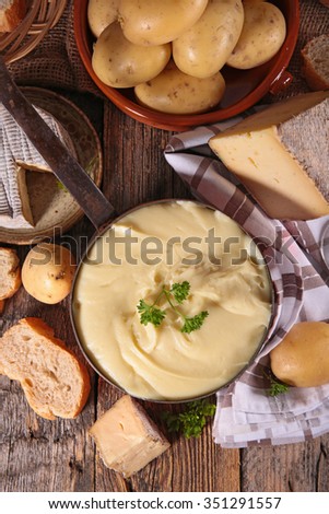 aligot,cheese melted