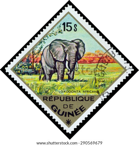 REPUBLIQUE DE GUINEE - CIRCA 1976: a stamp printed by Republique de Guinee shows Elephant to Africa, series animals, Africa, circa 1976