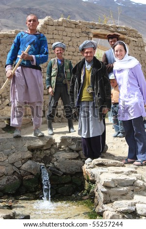 عكسهاي افغانستان Stock-photo-ishkashim-afghanistan-may-decades-of-war-have-ruined-irrigation-systems-a-focus-project-for-55257244