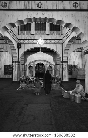 India, Rajasthan, Pushkar, indian people praying in an hindu temple
