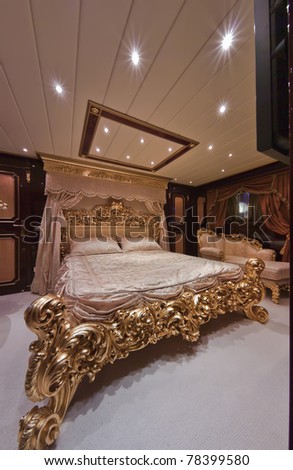 Italy, Tuscany, Viareggio, Tecnomar Velvet 26 luxury yacht (26 meters), master bedroom