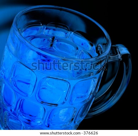 Glow in the Dark Mug (fades to pure black on right of image)