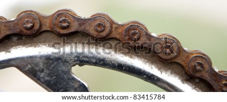 macro shot of some old rusty bike chain