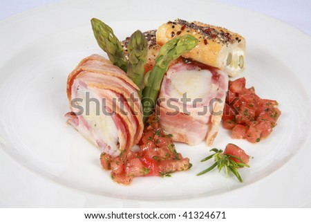 Meat lobster roll bacon 2