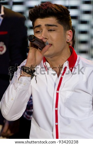 Zane Direction on Zane Malik Email Address Phone Numbers Everything Www 123people