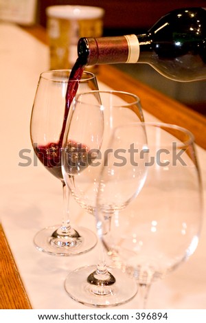 Wine tasting tour in St. Michelle vinery, Washington, USA