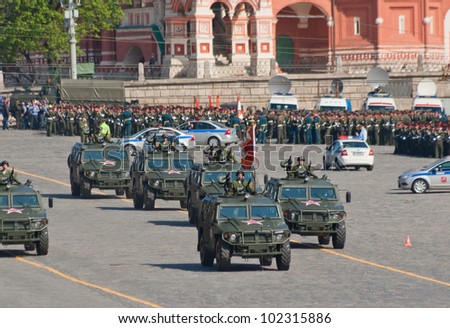 MOSCOW - MAY 6: a column of GAZ-2330 \