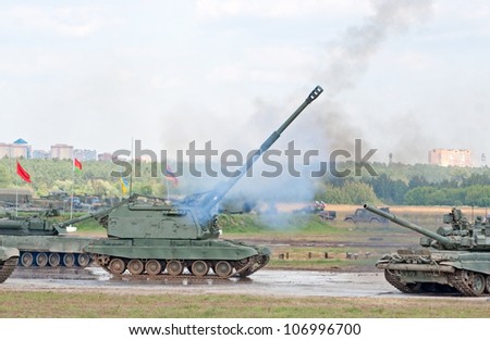 ZHUKOVSKY, RUSSIA - JULY 1: 2s19 Msta-S self-propelled artillery shoots on the Forum ET-2012 on July 01, 2012 in Zhukovsky, Russia