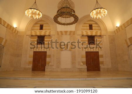 AMMAN, JORDAN - APRIL 06, 2014: King Hussein Bin Talal mosque in Amman (at night), Jordan