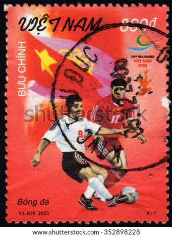 VIETNAM - CIRCA 2003: A stamp printed in Vietnam to commemorate 22nd SEA Games shows Soccer, circa 2003