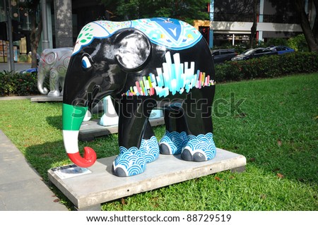 SINGAPORE - NOVEMBER 14: Elephant Parade Decoration at Orchard Road on November 14, 2011 in Singapore. 160 elephants, painted by international artists, It end of January 12, 2012 in Singapore.