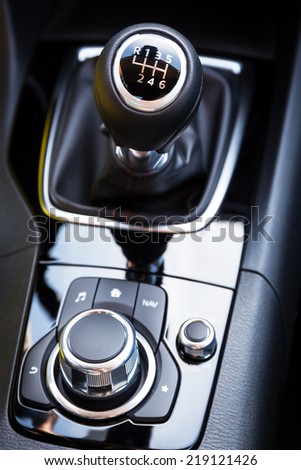 Shift gear of manual gearbox