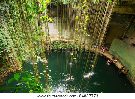 stock photo : Ik-Kil Cenote