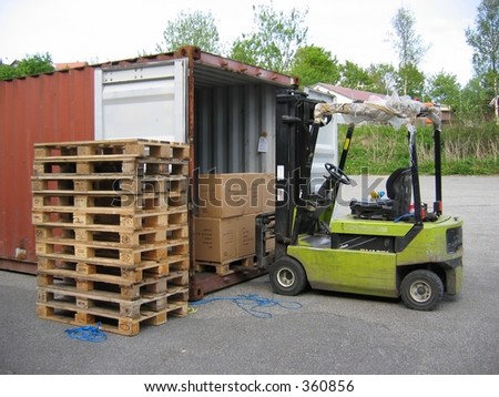 container unloading