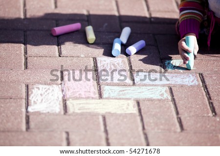 chalk pattern at a road