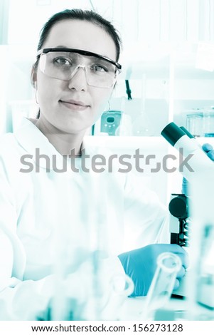 Laboratory assistant in the laboratory