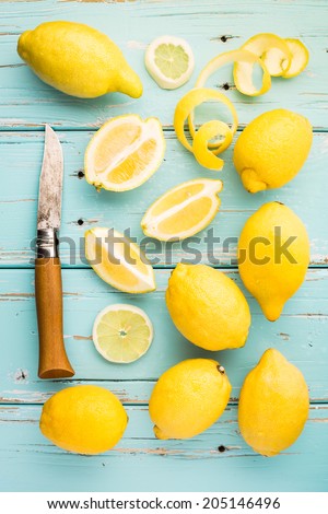 Fresh lemons.