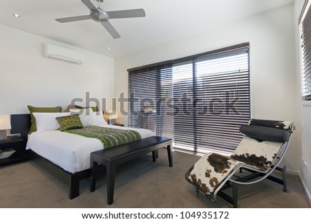 Stylish double bedroom in Australian mansion