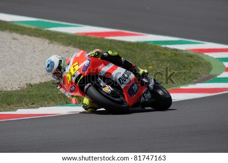 MUGELLO - ITALY, JULY3: Italian Ducati rider Valentino Rossdi pusjes hard at 2011 TIM MotoGP of Italy on July 3, 2011