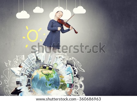 Kid girl play violin