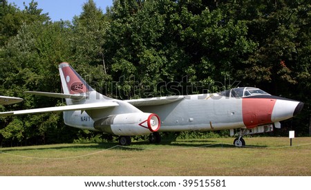 War plane (decommissioned)