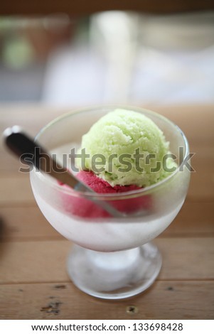 Lime and strawberry ice cream