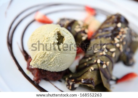 Green tea ice cream with fruit