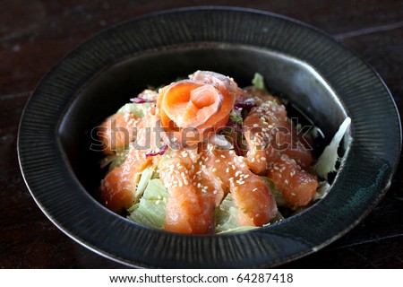 raw salmon salad