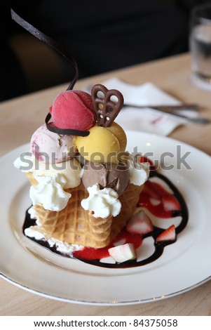 Waffles with ice cream and fruits