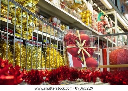 $5 and under Christmas gifts from the supermarket - Domesblissity