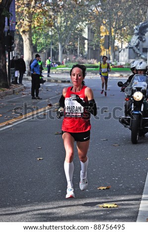 TURIN - NOVEMBER 13: The female winner of the international competition Turin Marathon, Yuliya Ruban, Ukraine. November 13, 2011 Turin, Italy.