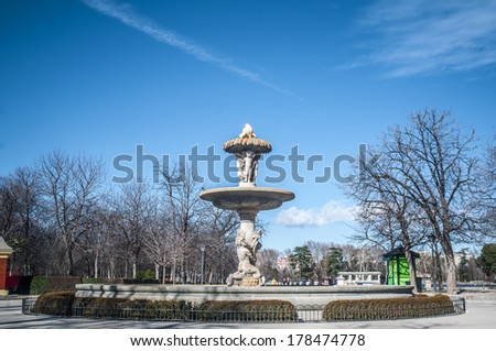 Artichoke Fountain, a highlight of the Buen Retiro Park in Madrid, Spain.