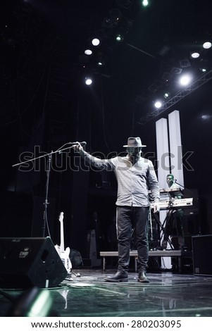 MOSCOW - 12 FEBRUARY, 2015 : Alex Clare performing live in Russia at Yotaspace nightclub