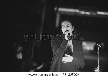 MOSCOW - 16 FEBRUARY, 2015 : Jessie Ware performing live in Russia at Yotaspace nightclub