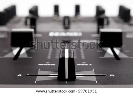 Sound and voice controlling equipment for professional disc jockey