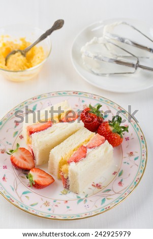 Strawberry Sandwich with Whipped Cream and Custard (Japanese Recipe)