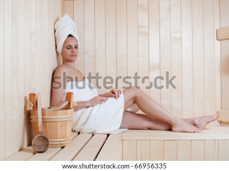 finnish sauna women